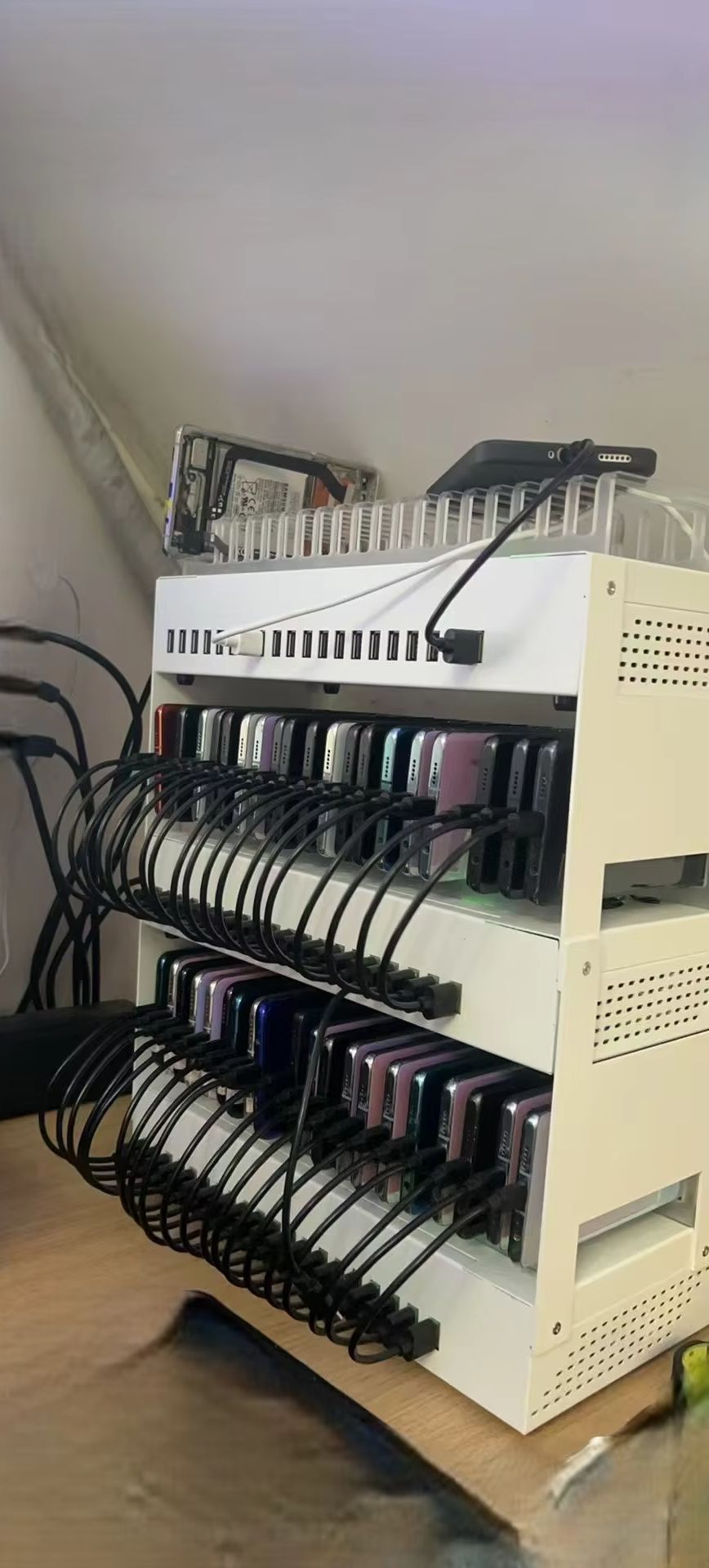 60 USB Ports Box Phone Farm US - đánh giá và giá Usb Hub